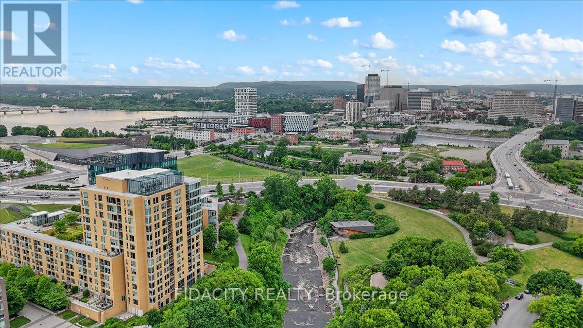 417 - 200 Lett Street