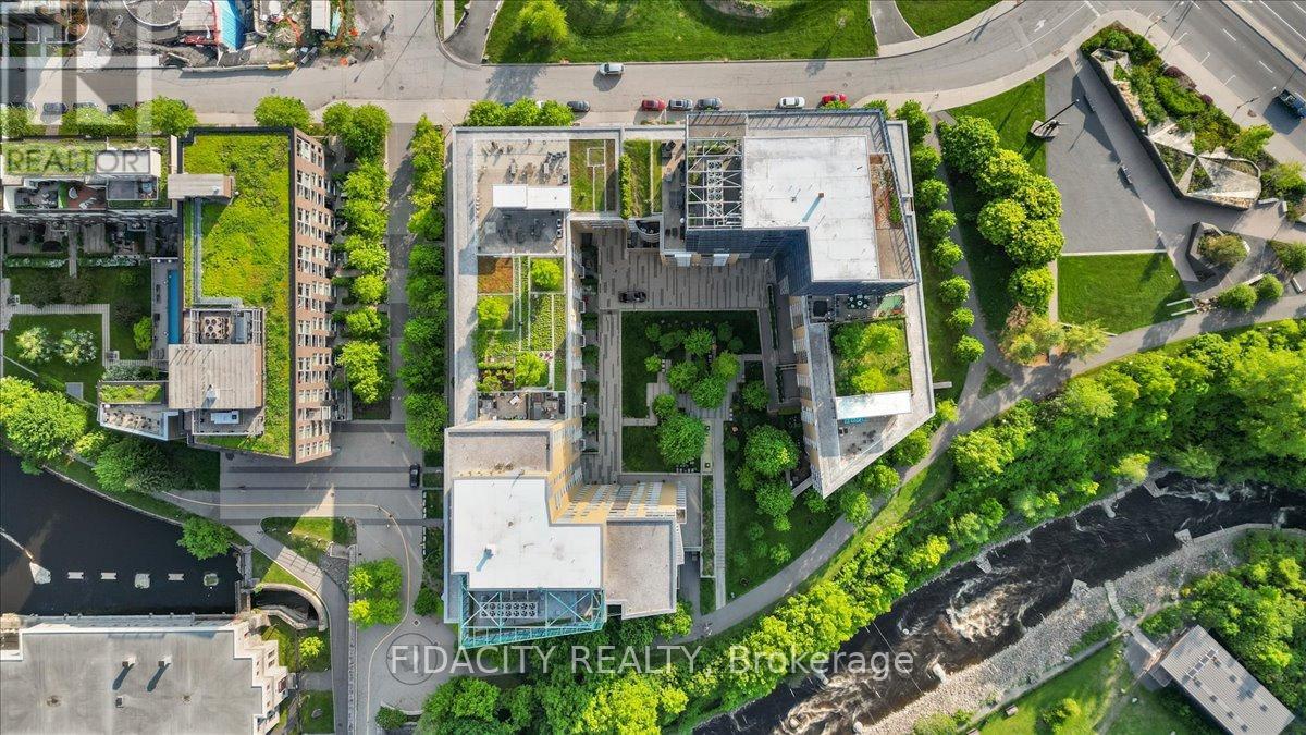 417 - 200 Lett Street