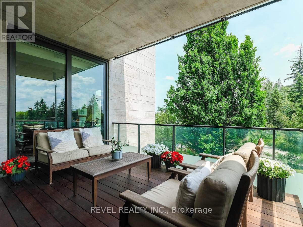 205 - 1 Fifth Avenue