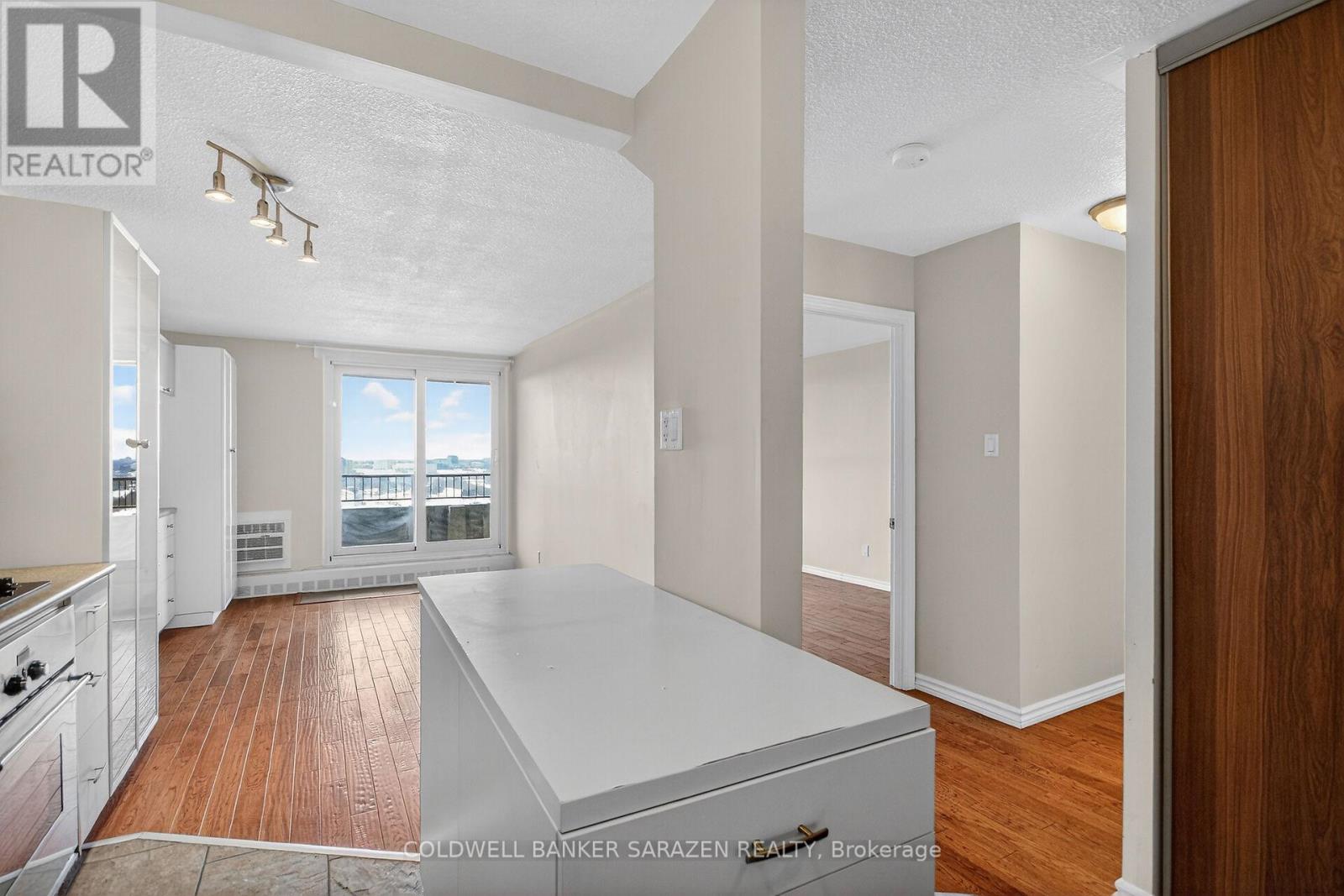 #2305 - 1785 Frobisher Lane