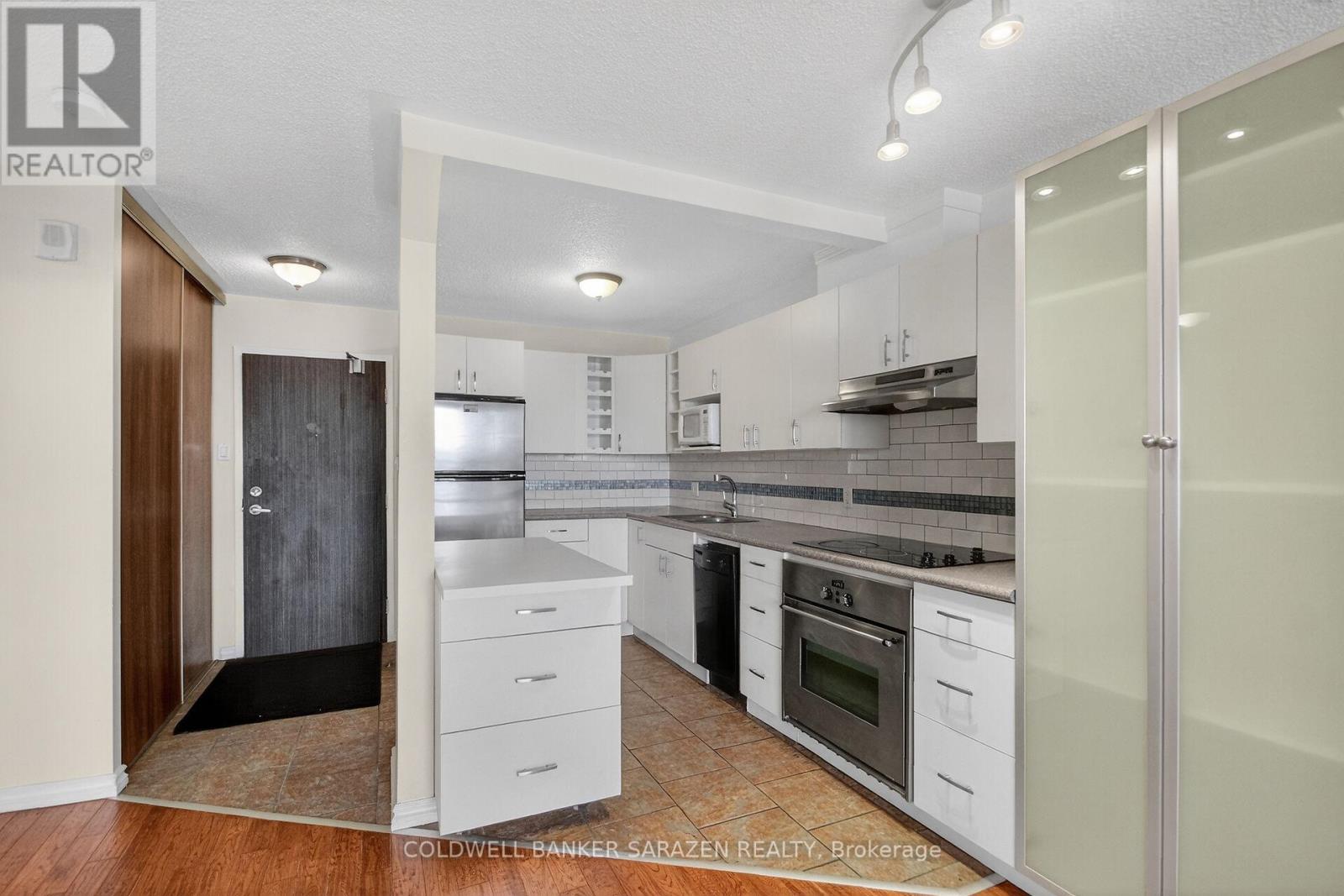 #2305 - 1785 Frobisher Lane