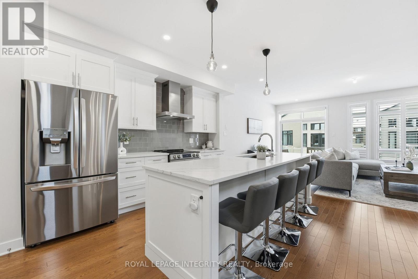 316 Whitham Crescent