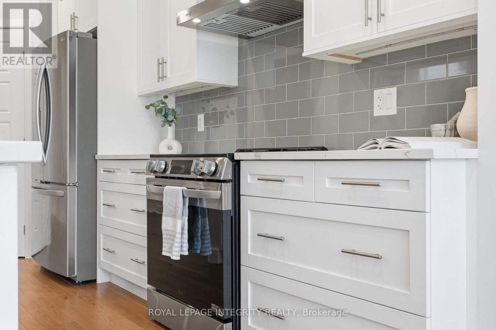 316 Whitham Crescent