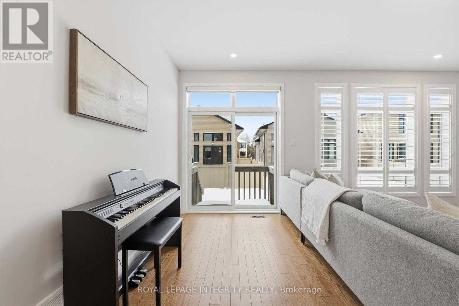 316 Whitham Crescent