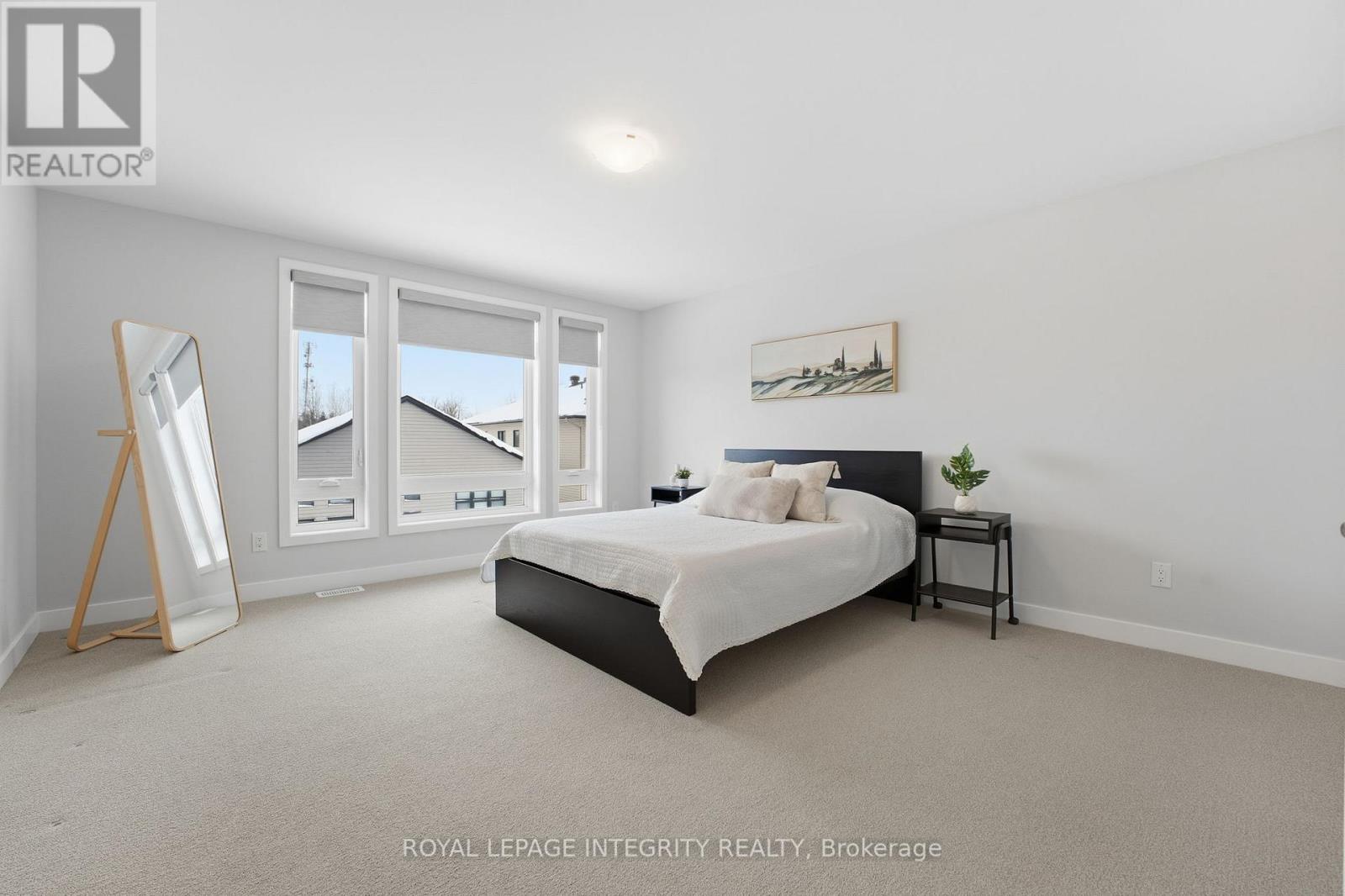 316 Whitham Crescent