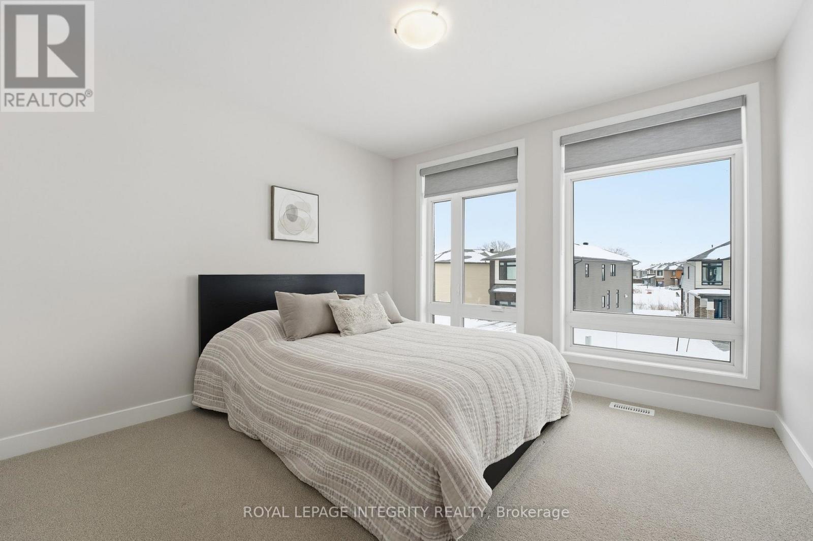 316 Whitham Crescent