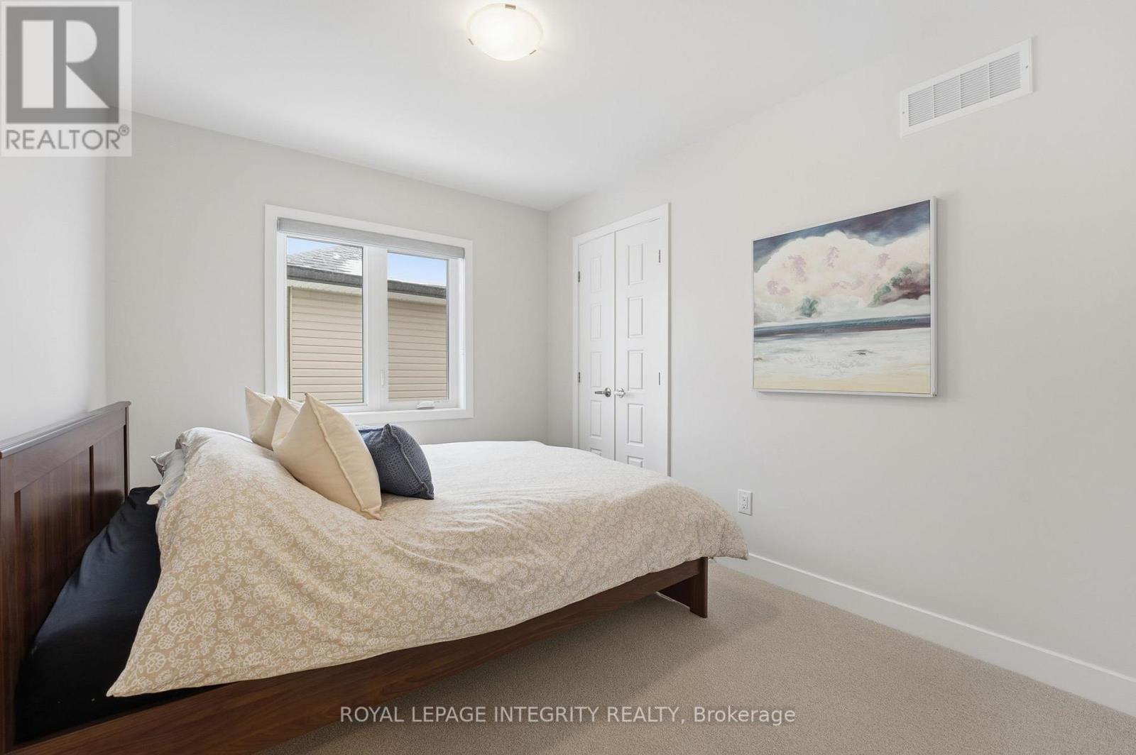 316 Whitham Crescent