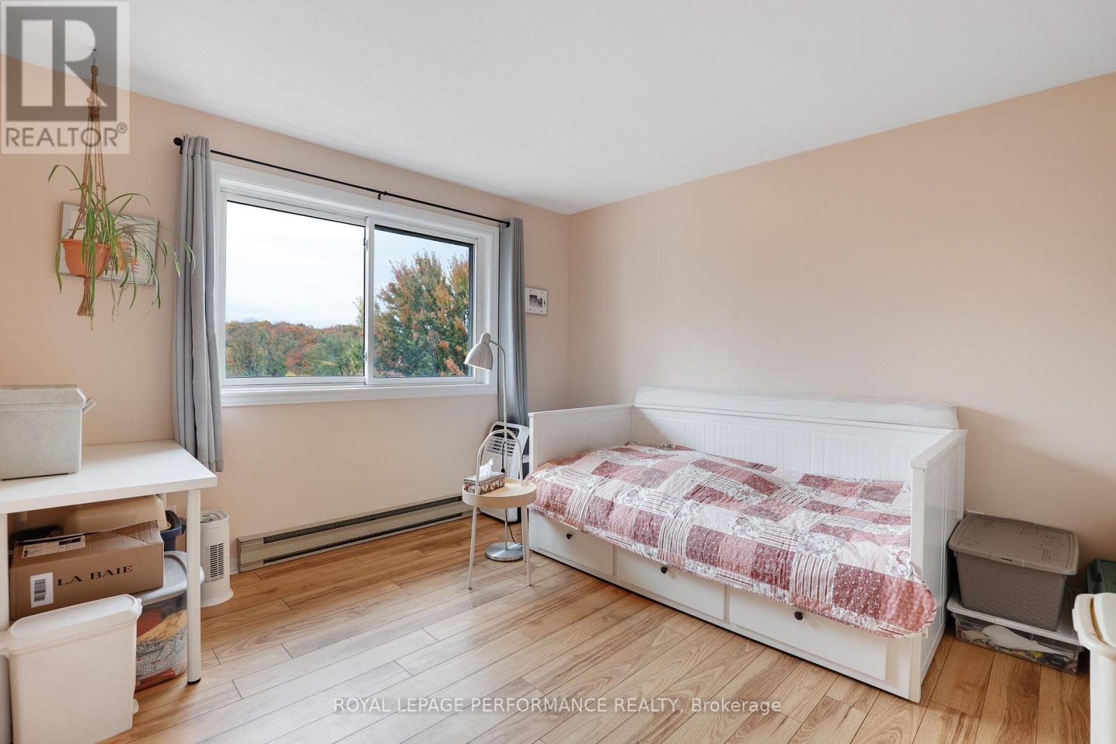 412 - 280 Brittany Drive