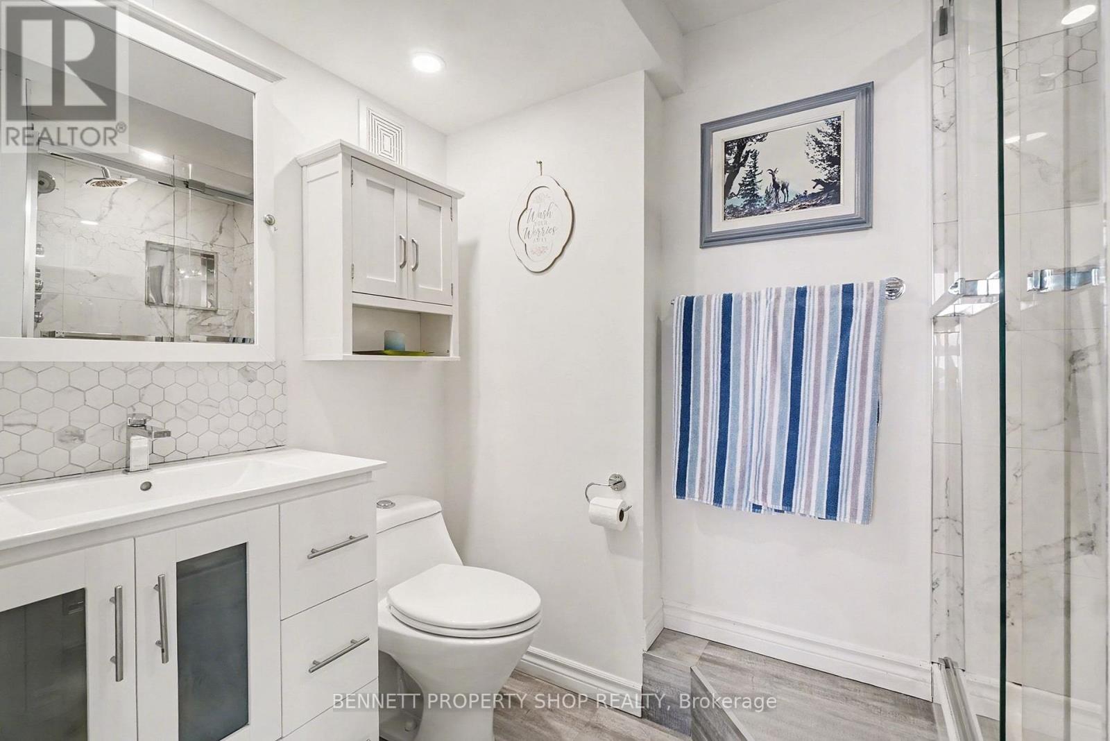 1402 - 505 St Laurent Boulevard