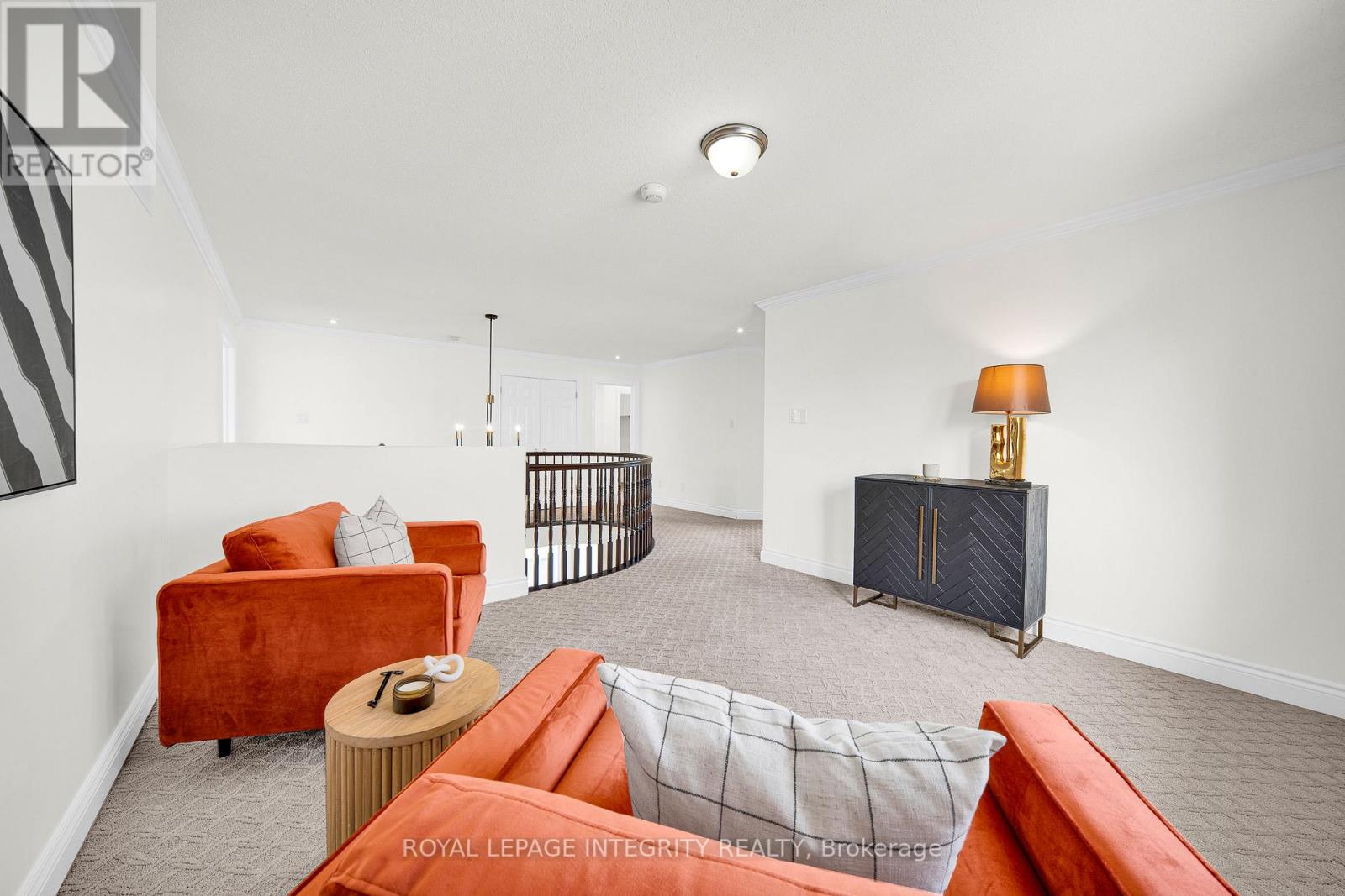 609 New Liskeard Crescent