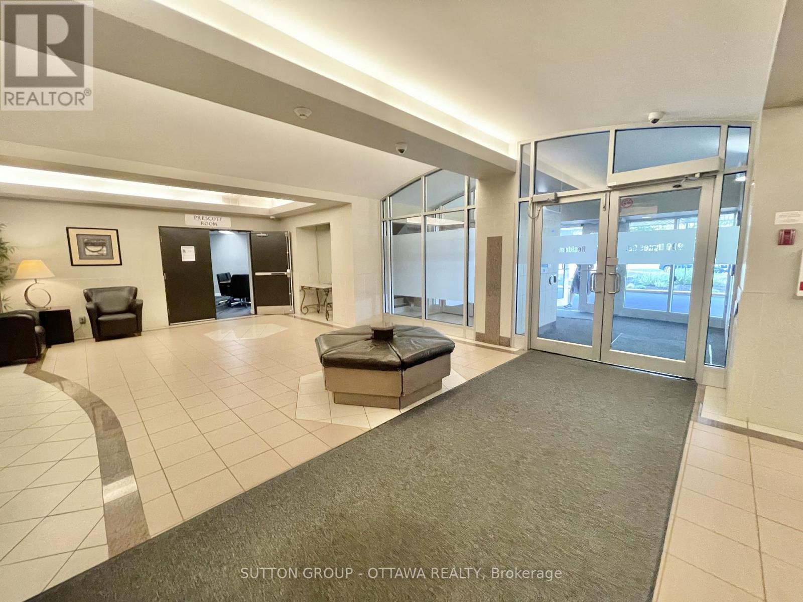 1908 - 900 Dynes Road