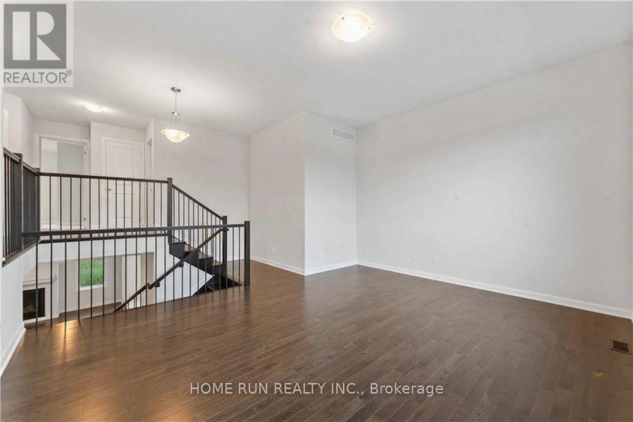 106 Lynn Coulter Street