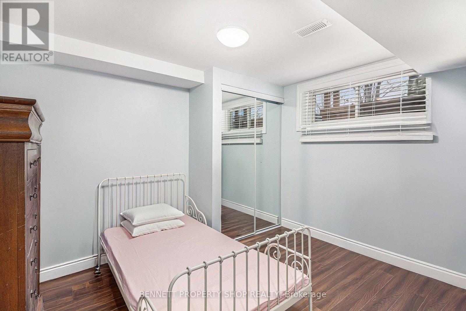 1067 Rocky Harbour Crescent