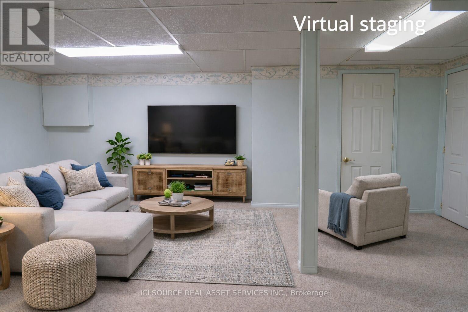 768 Vinette Crescent