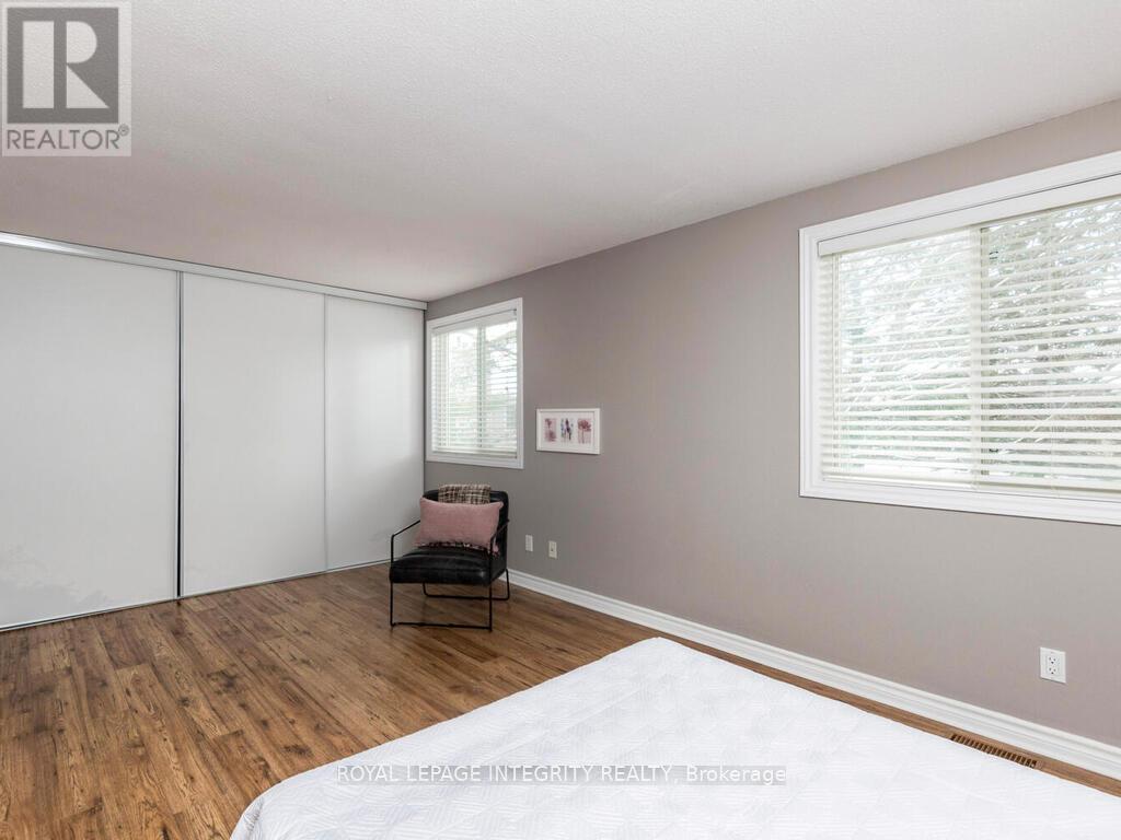 14 - 146 Valley Stream Drive