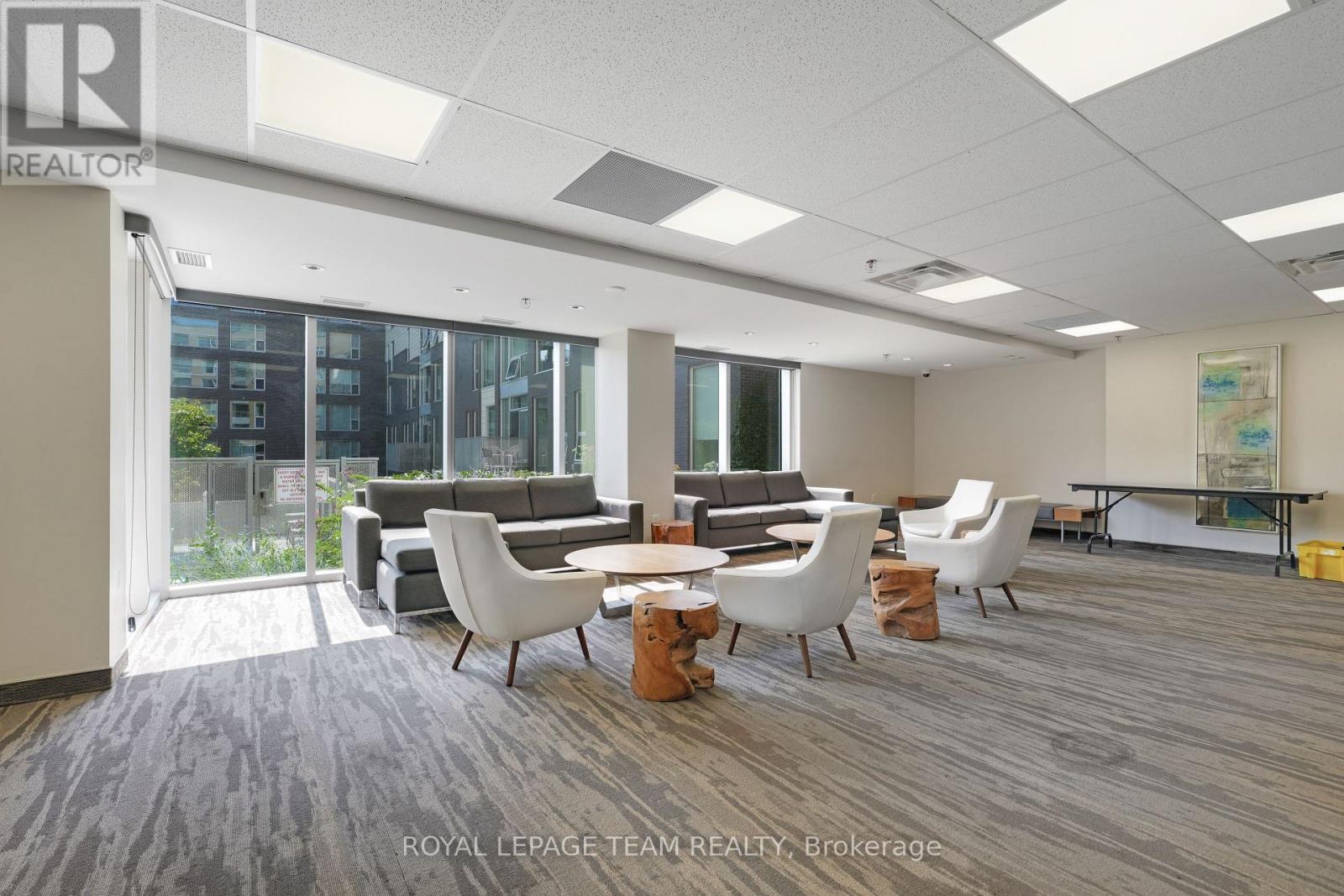 324 - 300c Lett Street