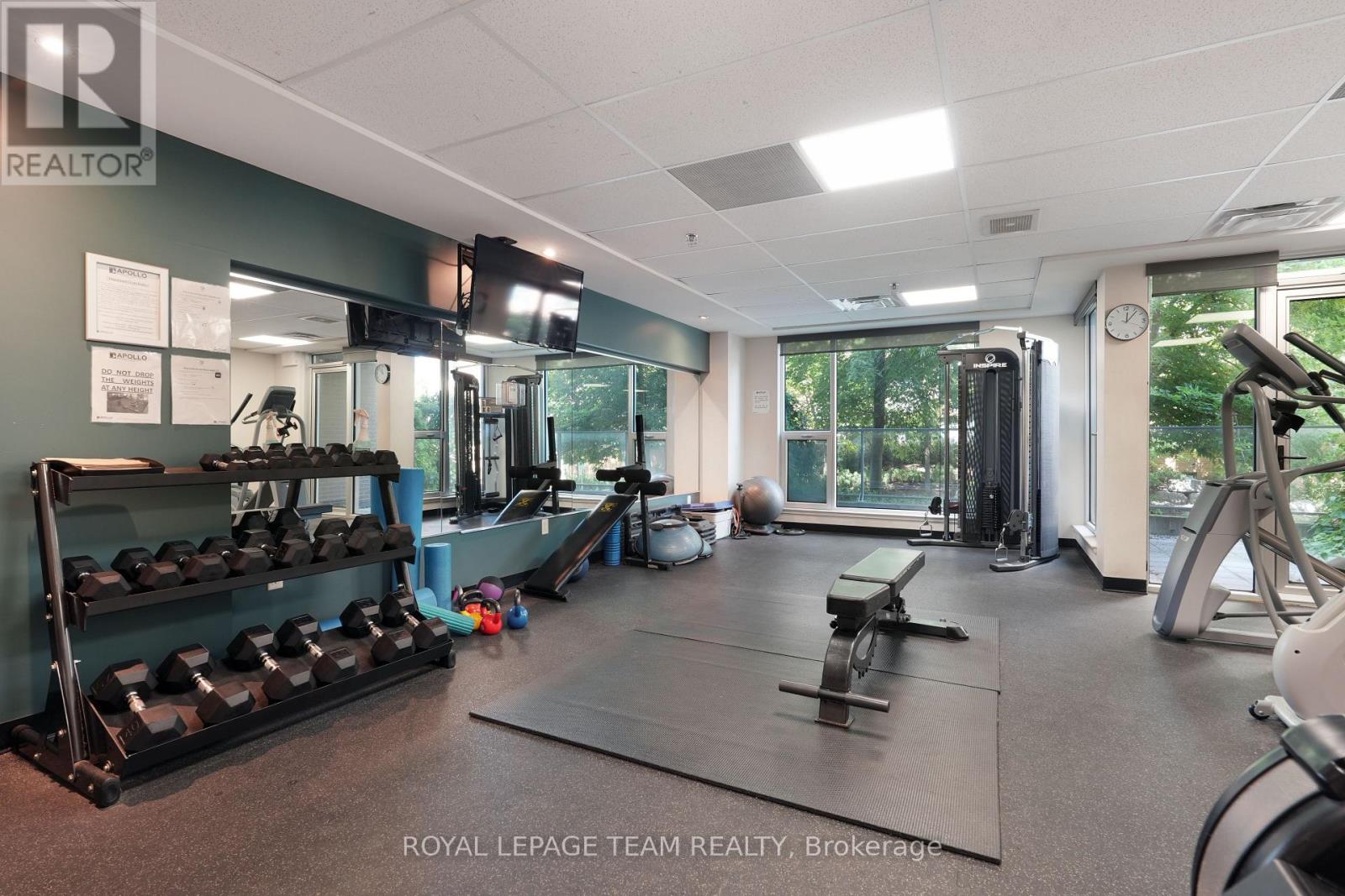 324 - 300c Lett Street