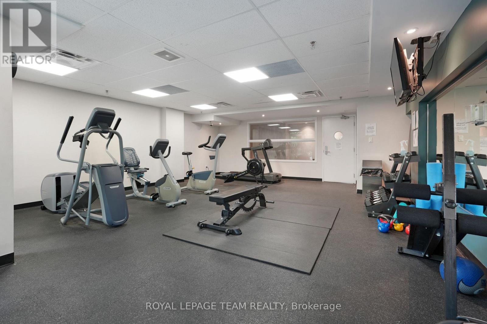 324 - 300c Lett Street