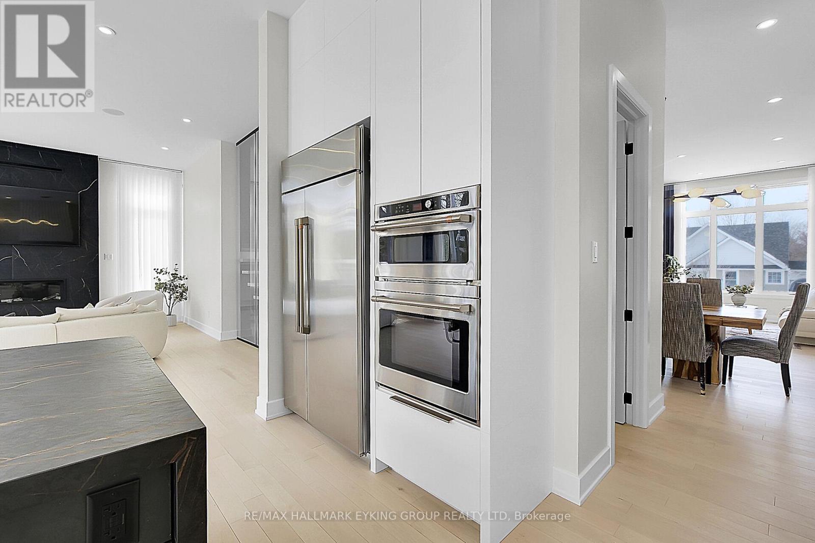 623 Rowanwood Avenue