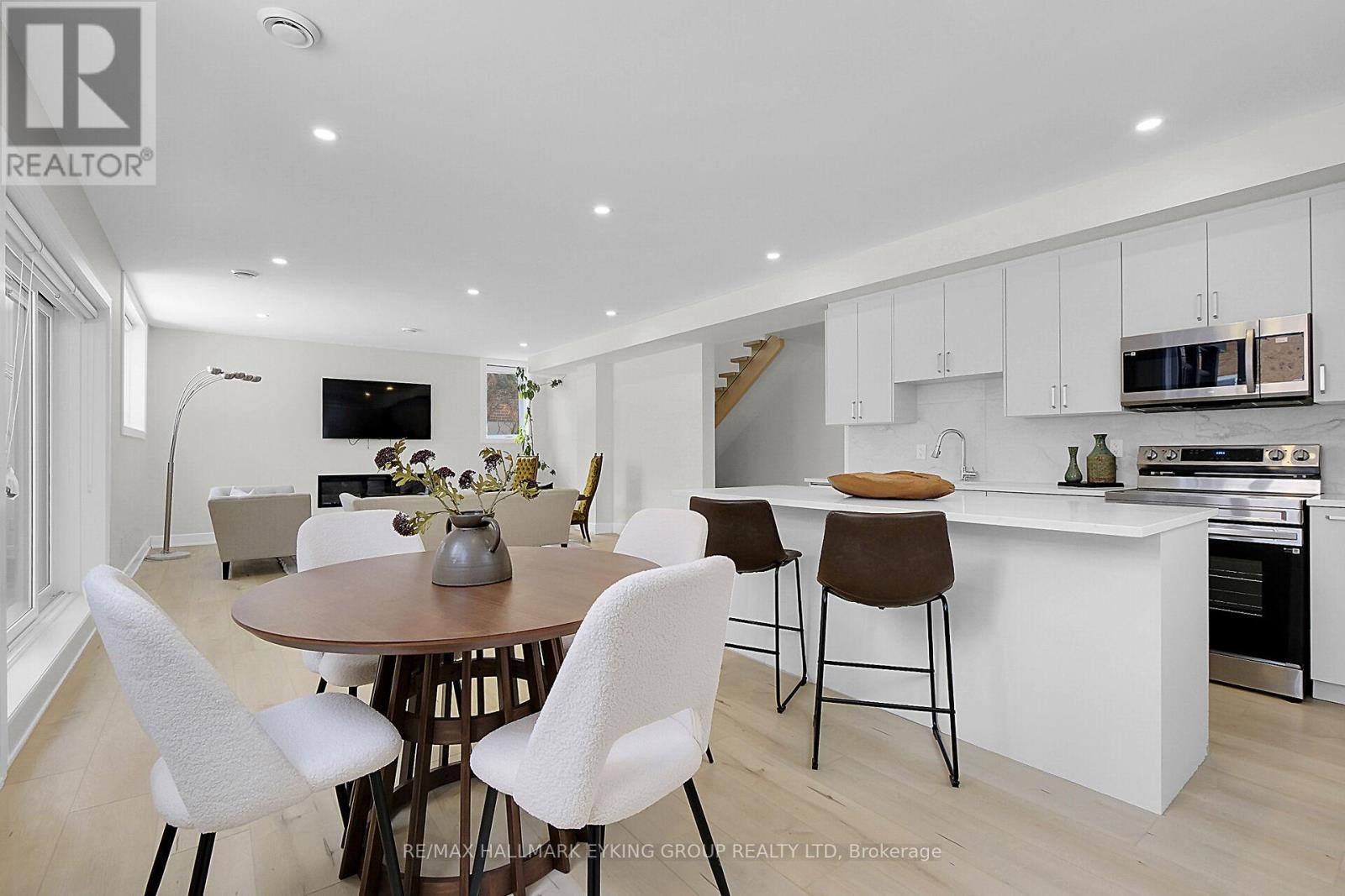 623 Rowanwood Avenue