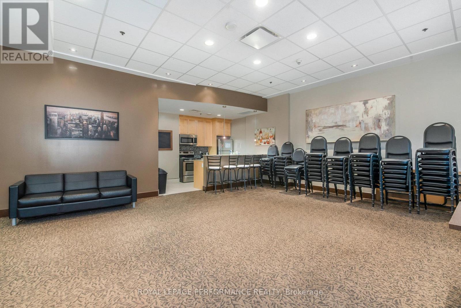 1204 - 90 Landry Street