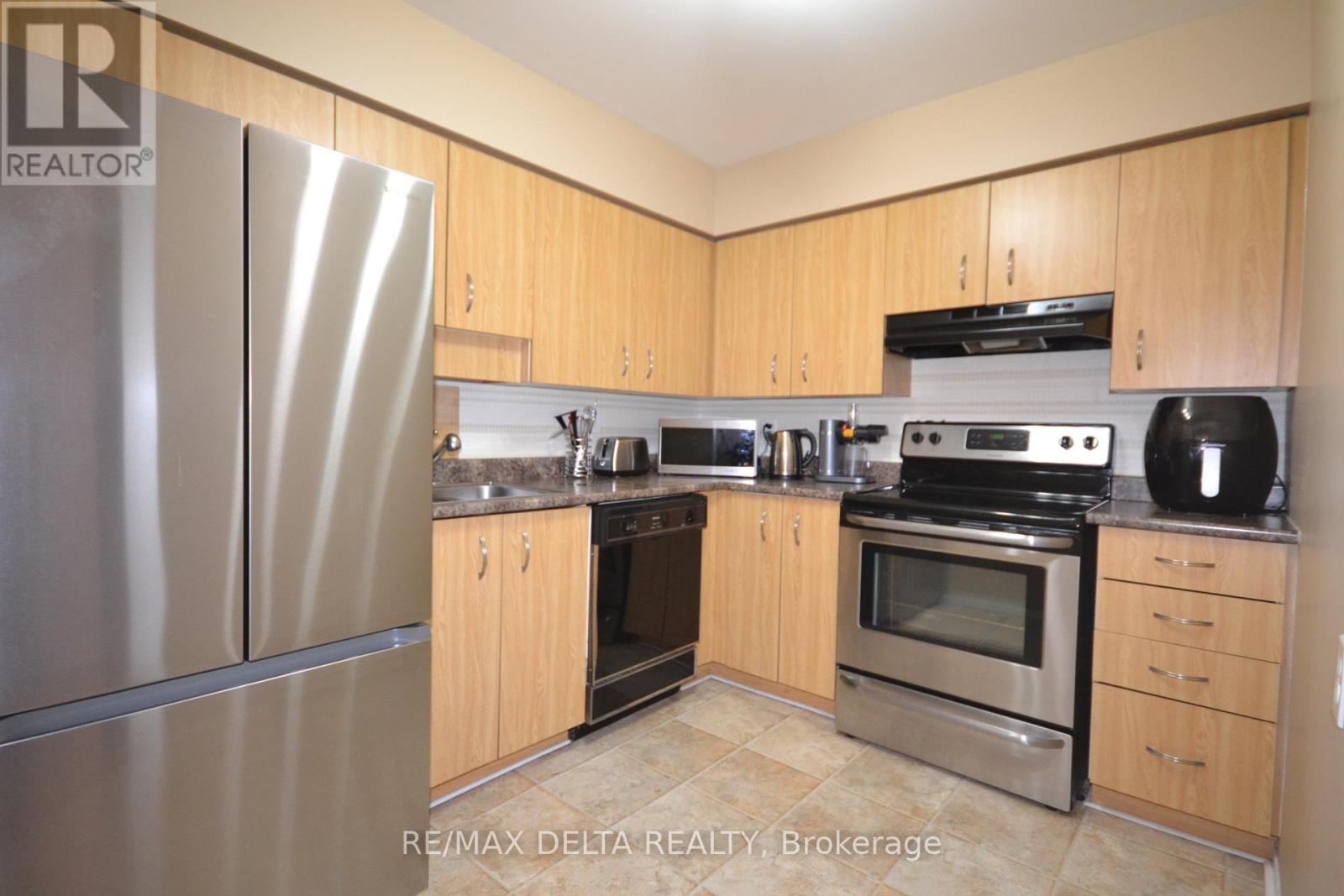 412 - 325 Centrum Boulevard