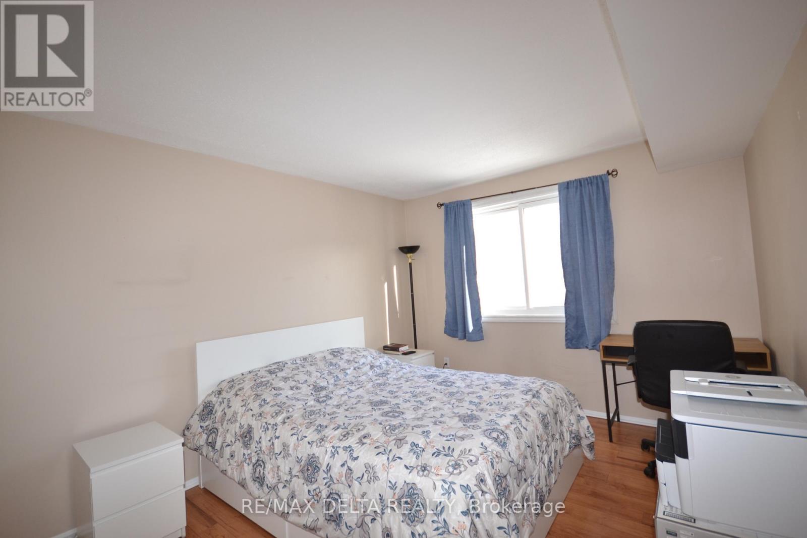 412 - 325 Centrum Boulevard