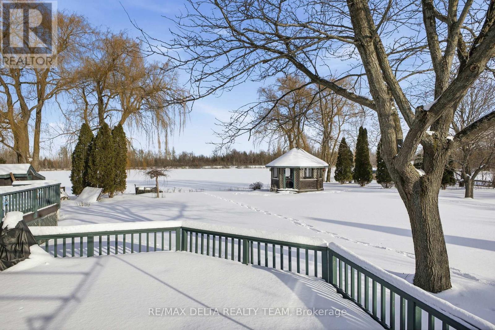 1653 Lakeshore Drive