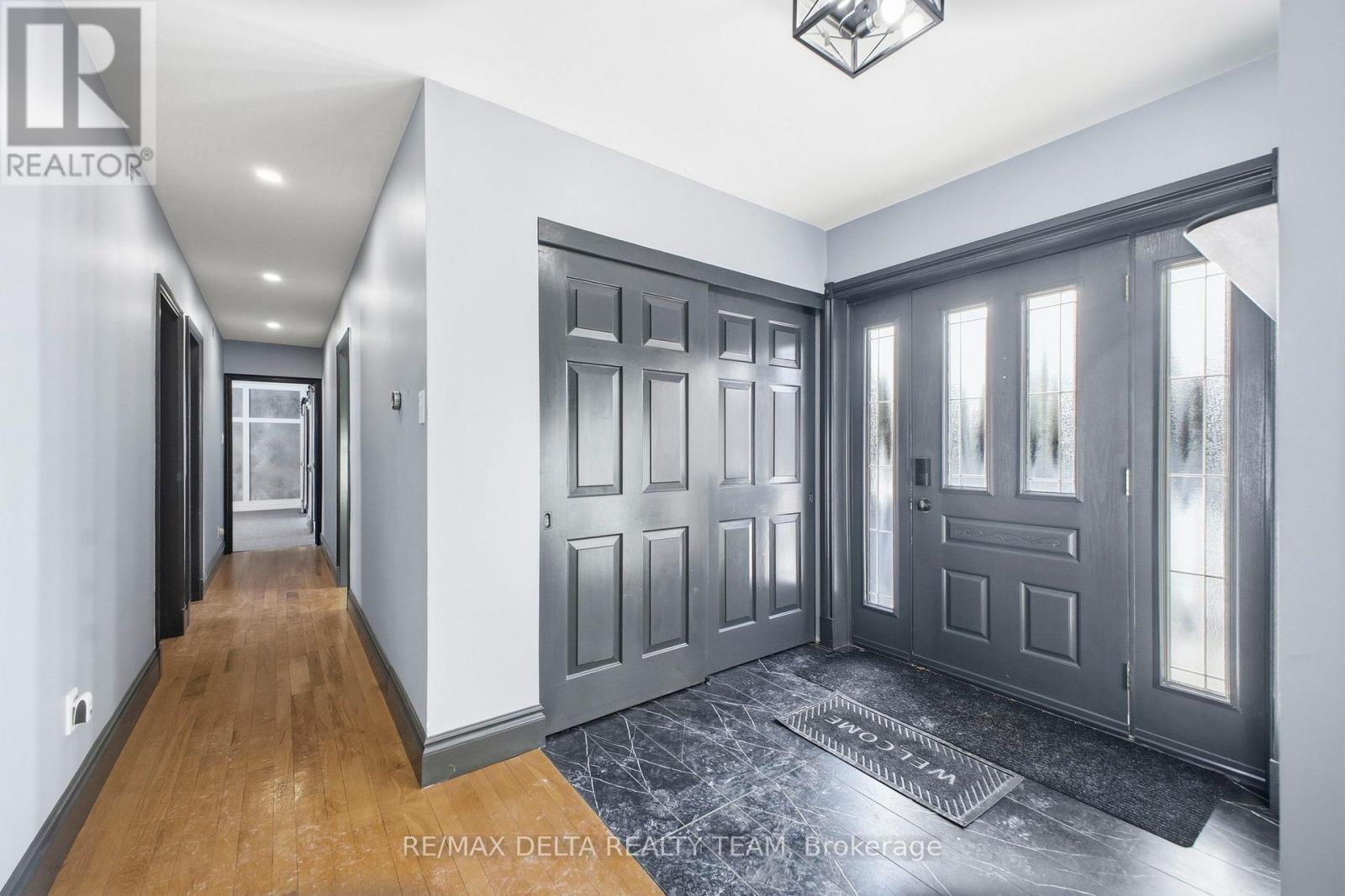 1653 Lakeshore Drive