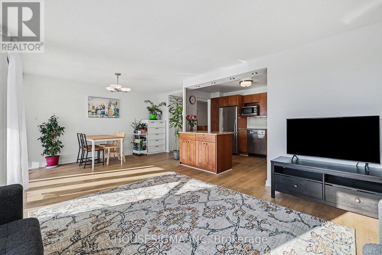 716 - 960 Teron Road