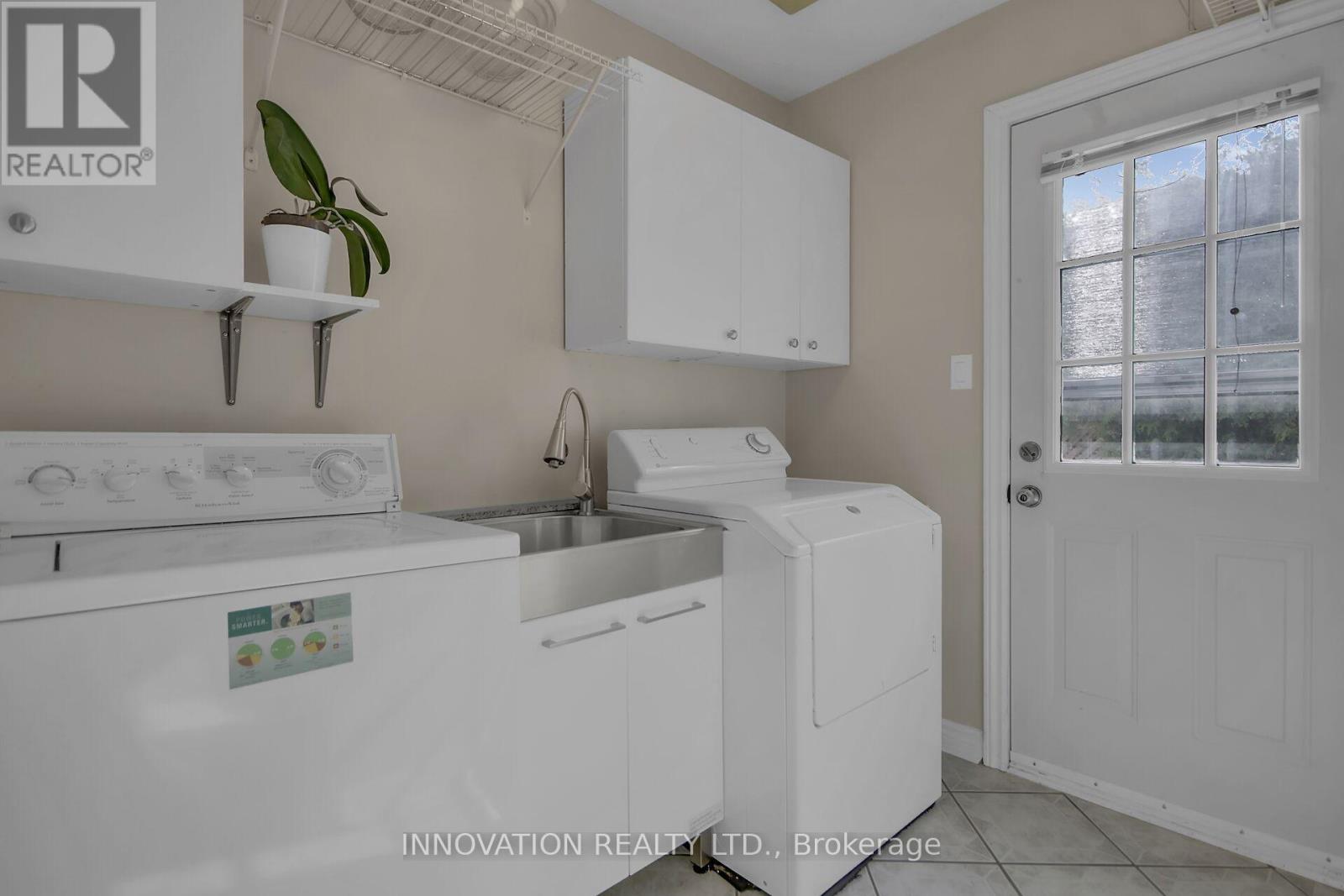 76 Chickasaw Crescent