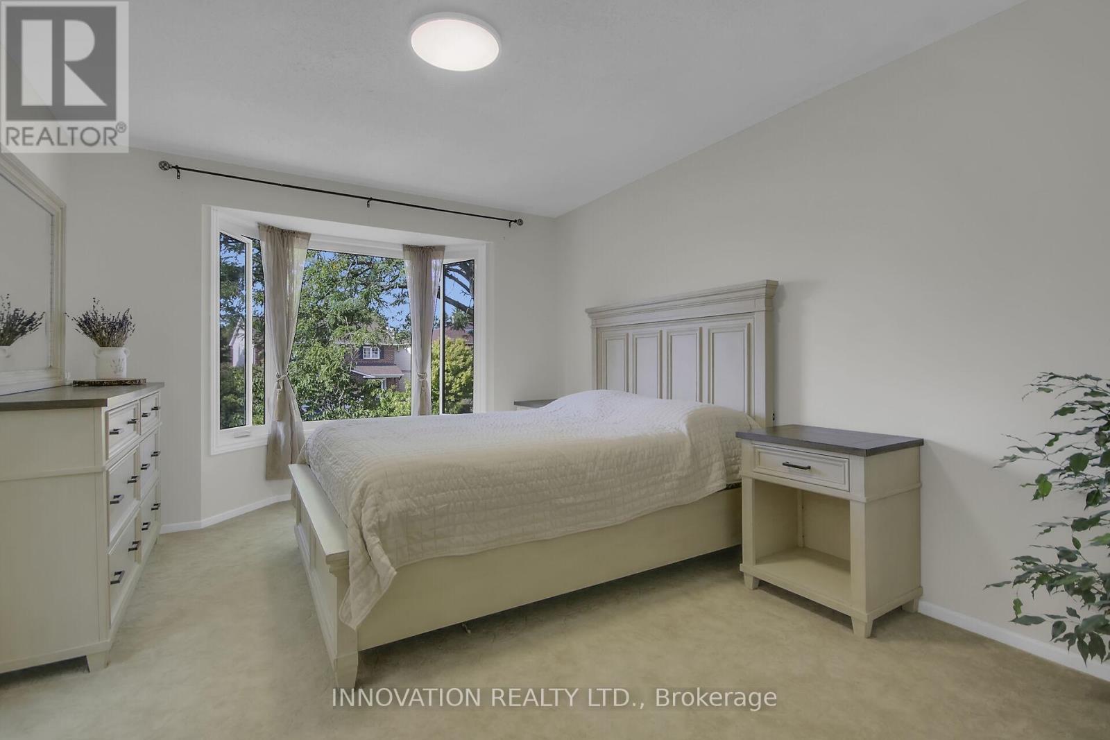 76 Chickasaw Crescent