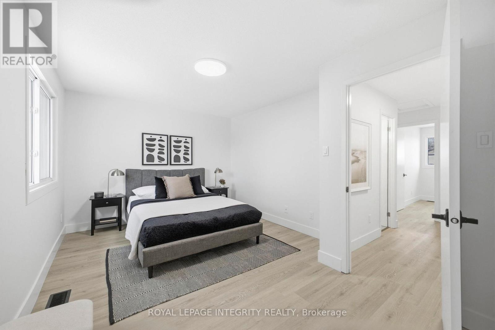 6 - 7868 Jeanne D'arc Boulevard N