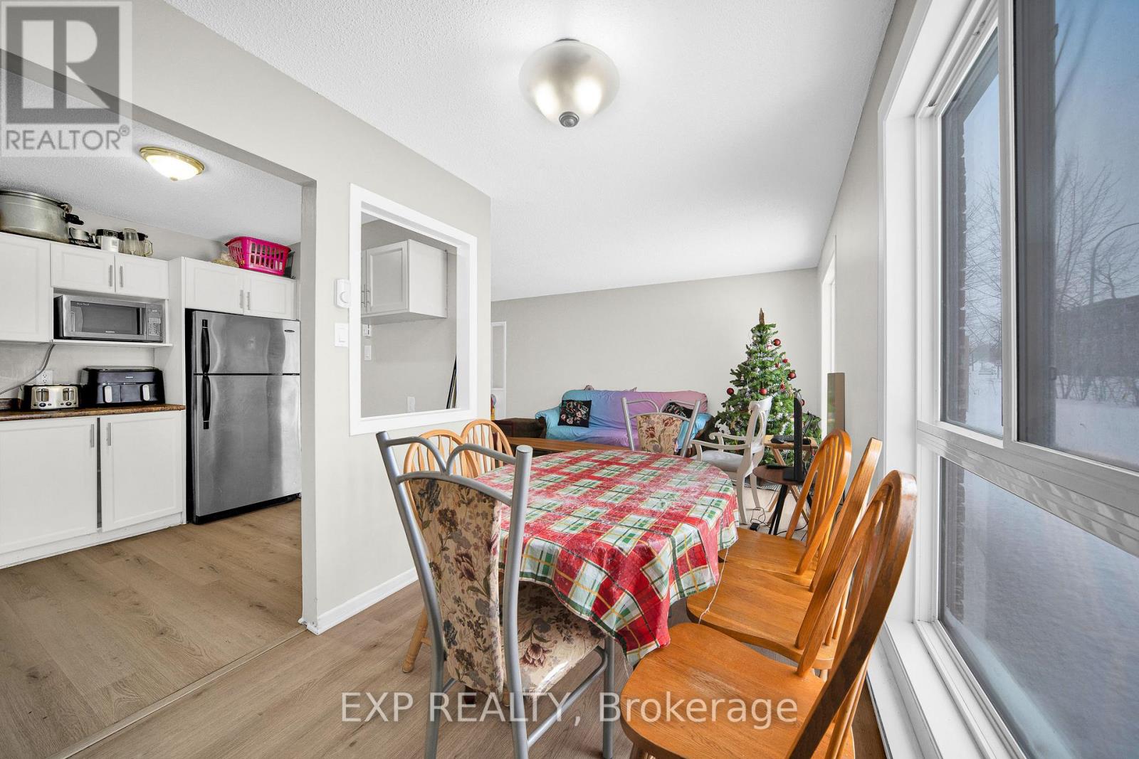 34j - 1958 Jasmine Crescent