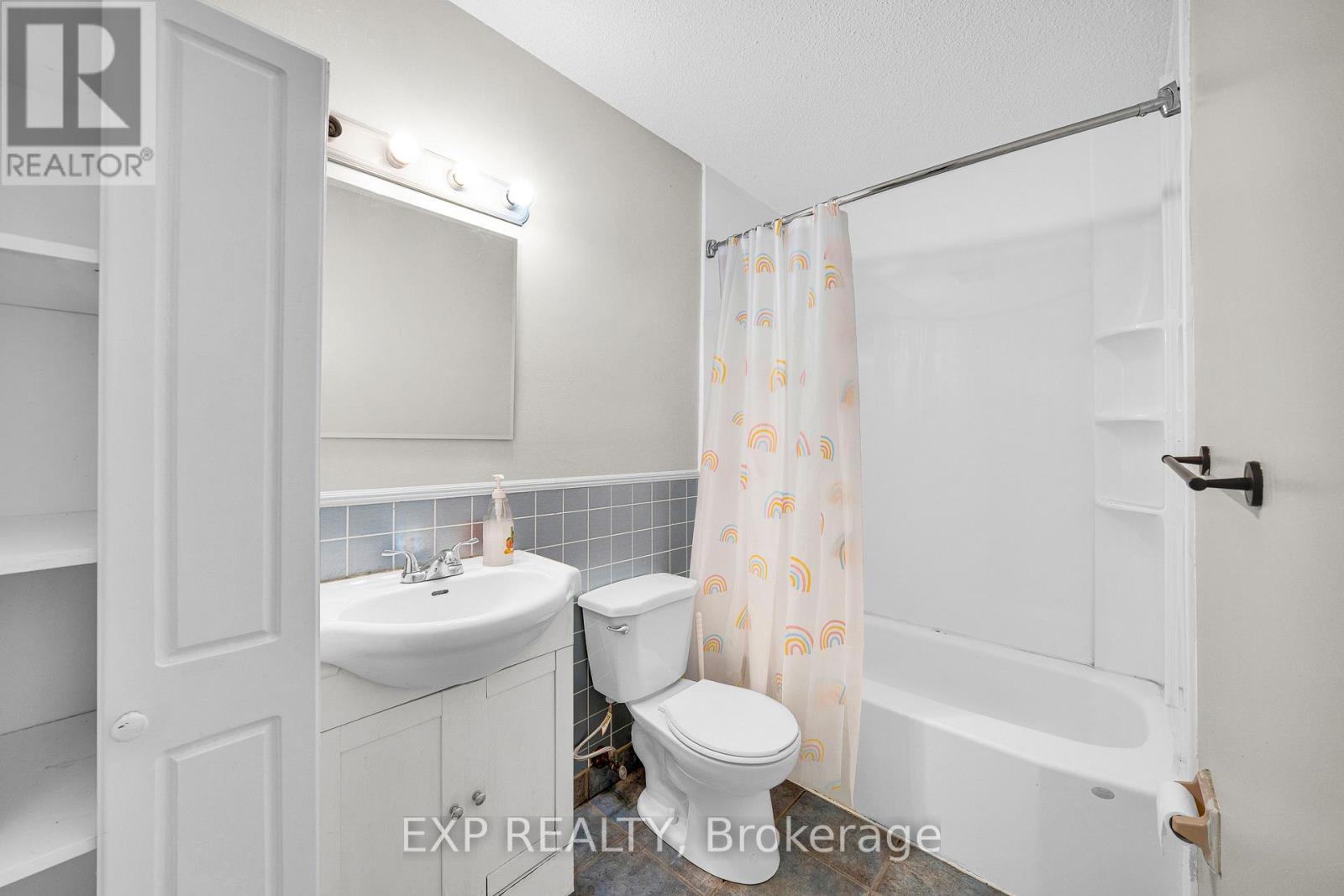 34j - 1958 Jasmine Crescent