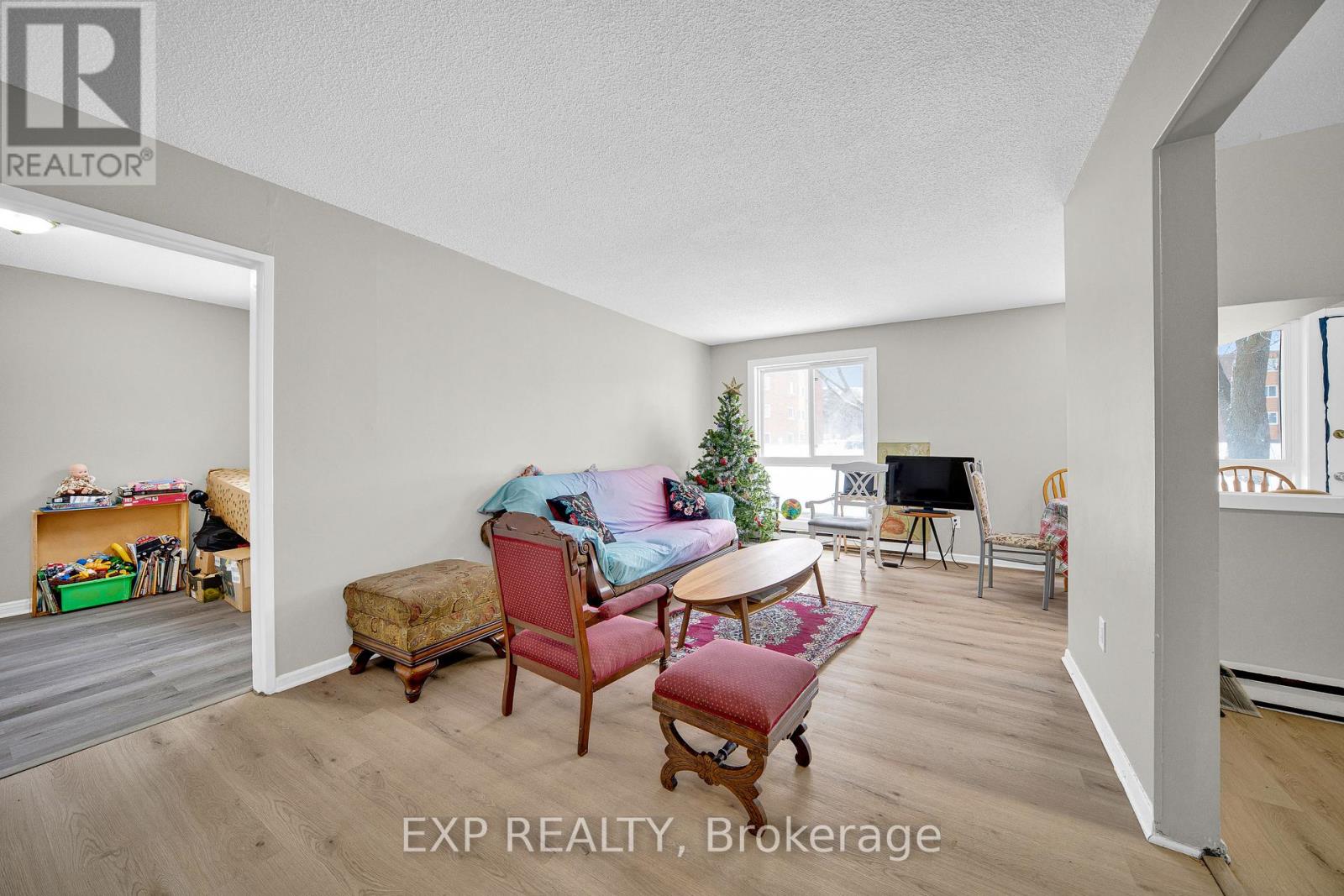 34j - 1958 Jasmine Crescent