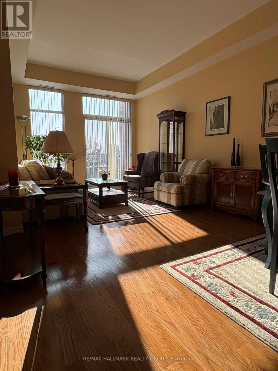 401 - 205 Bolton Street