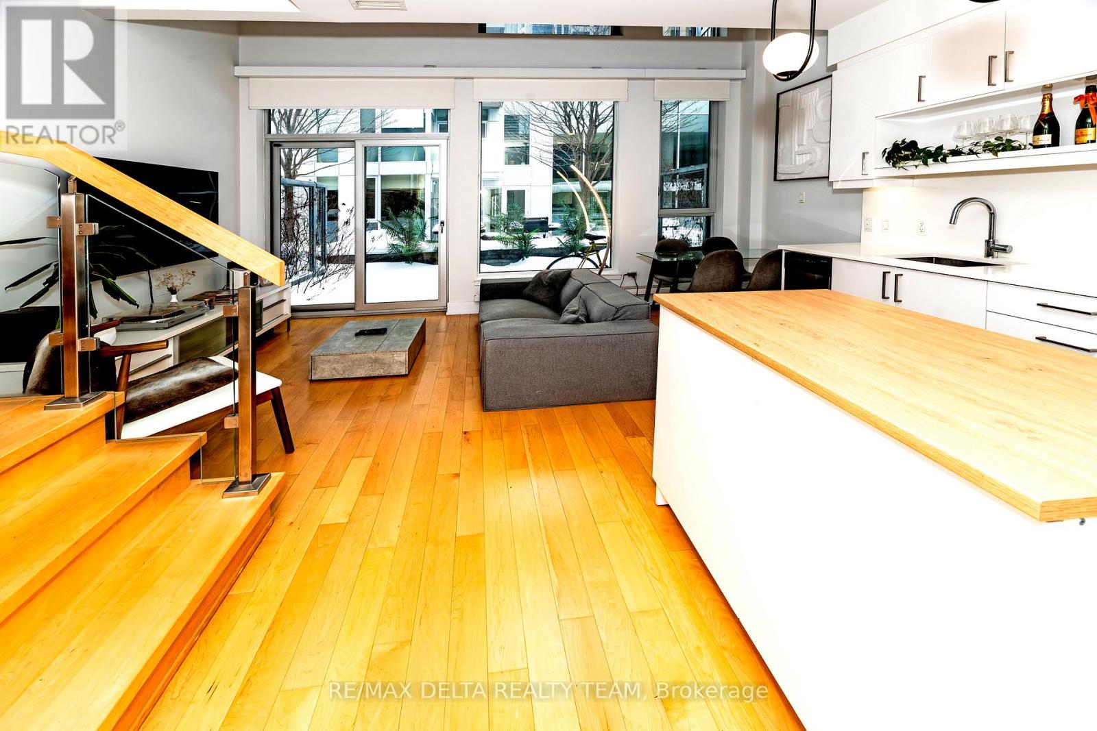 202 - 197 Lisgar Street