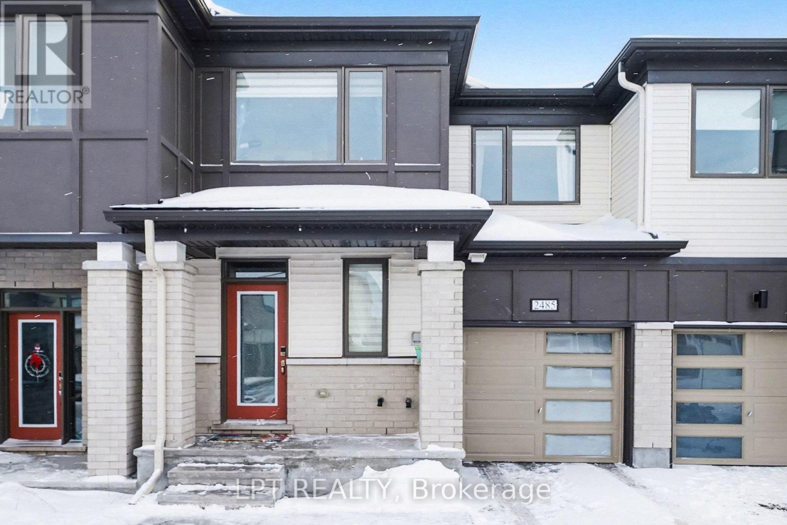 2485 Watercolours Way