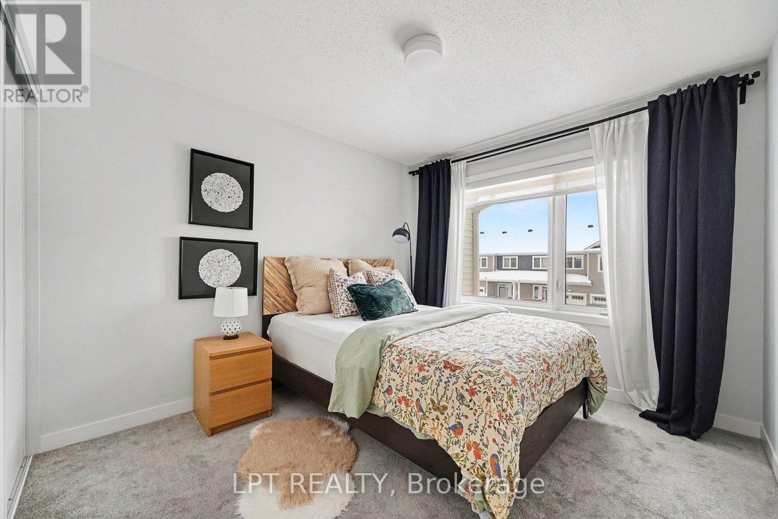 2485 Watercolours Way