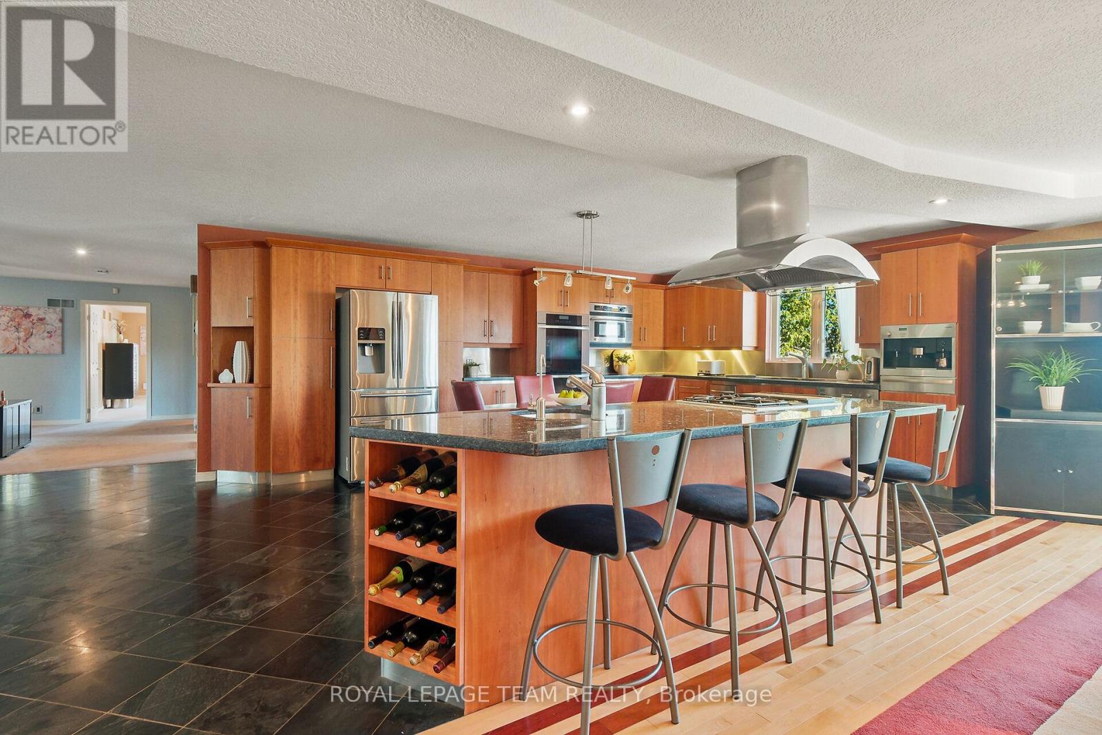 461 Campbells Side Road