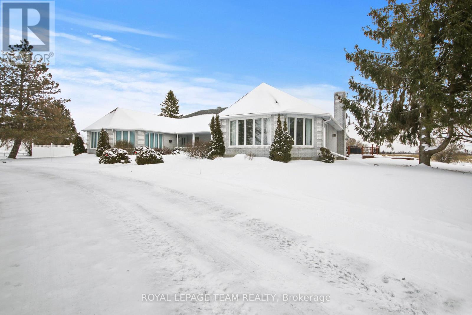 461 Campbells Side Road