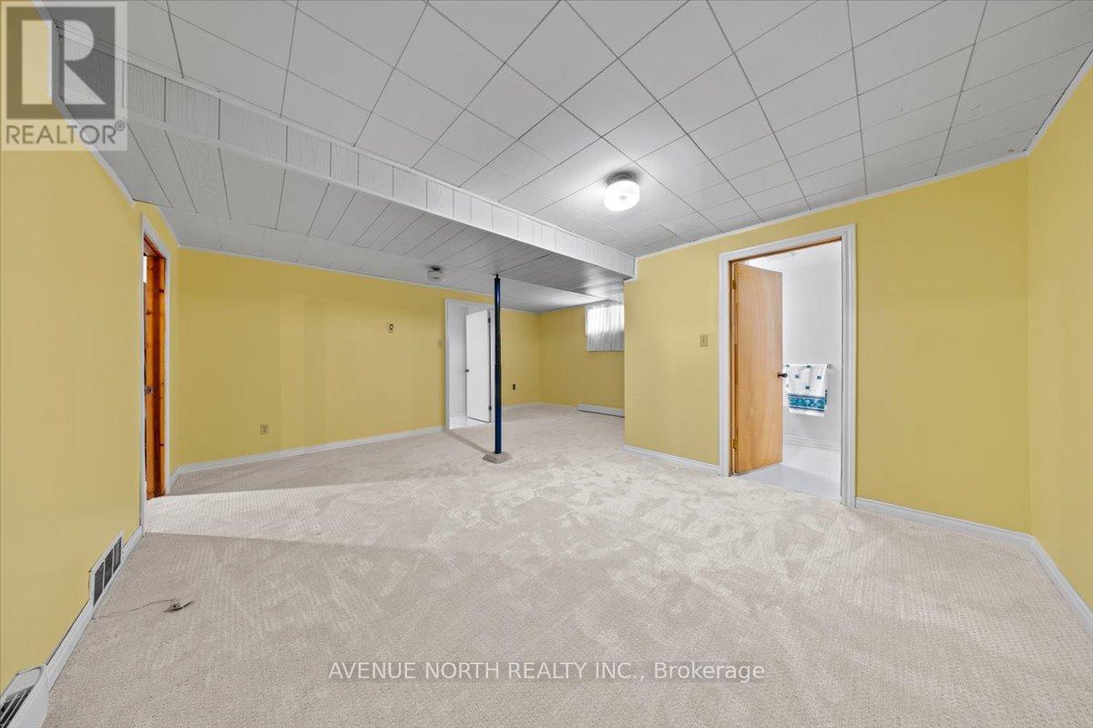 24 Parkmount Crescent