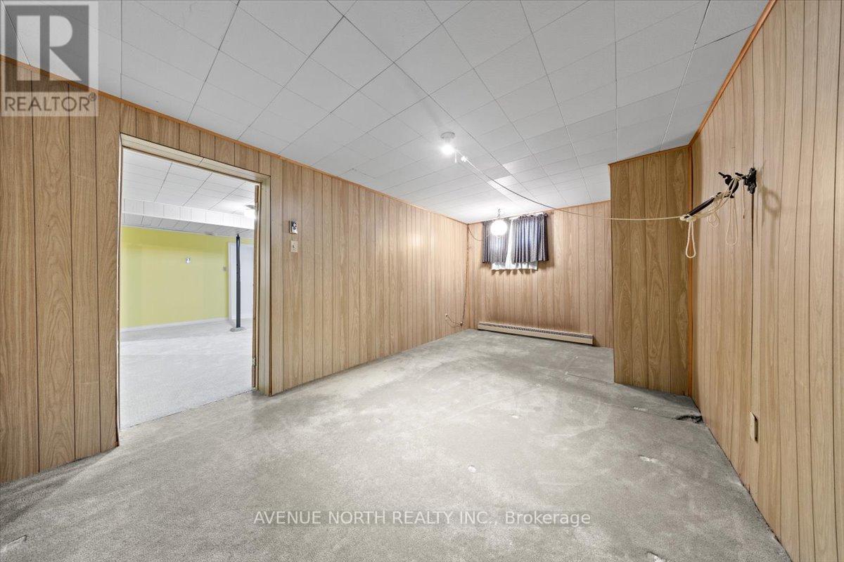 24 Parkmount Crescent