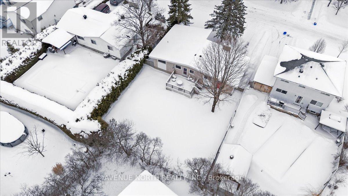 24 Parkmount Crescent