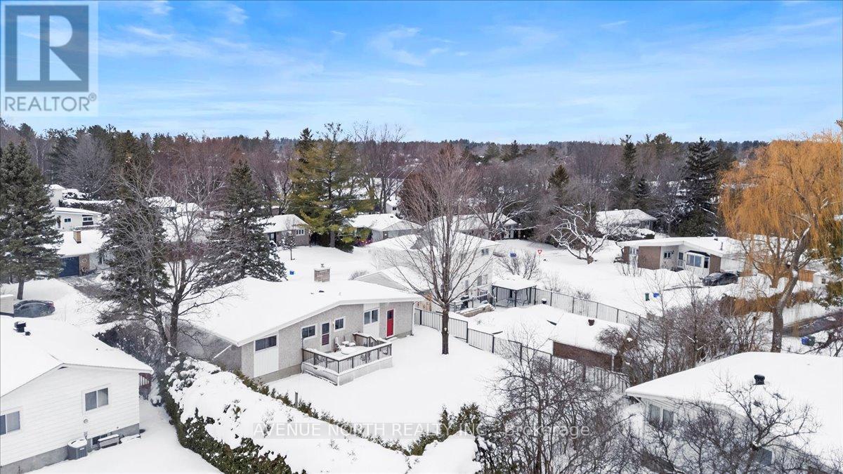 24 Parkmount Crescent