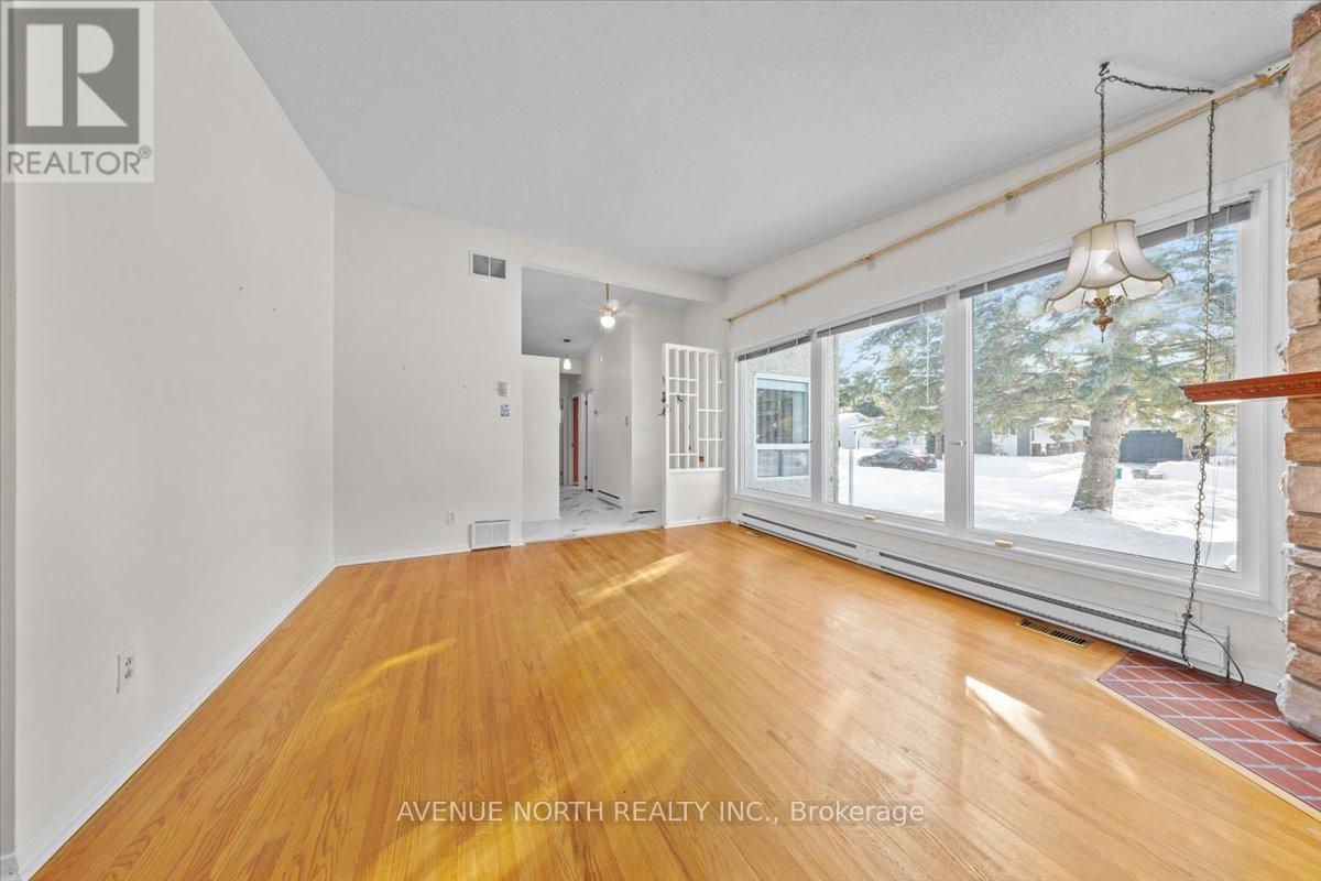 24 Parkmount Crescent