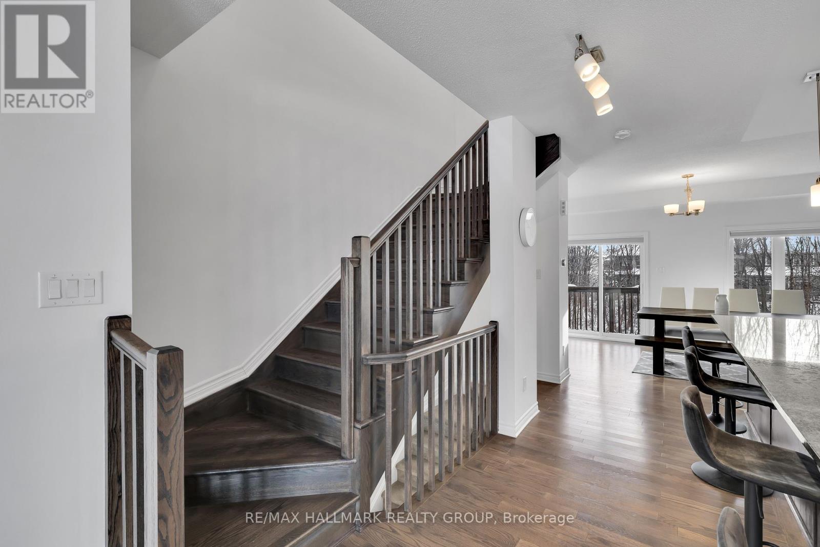 26 Barn Swallow Private