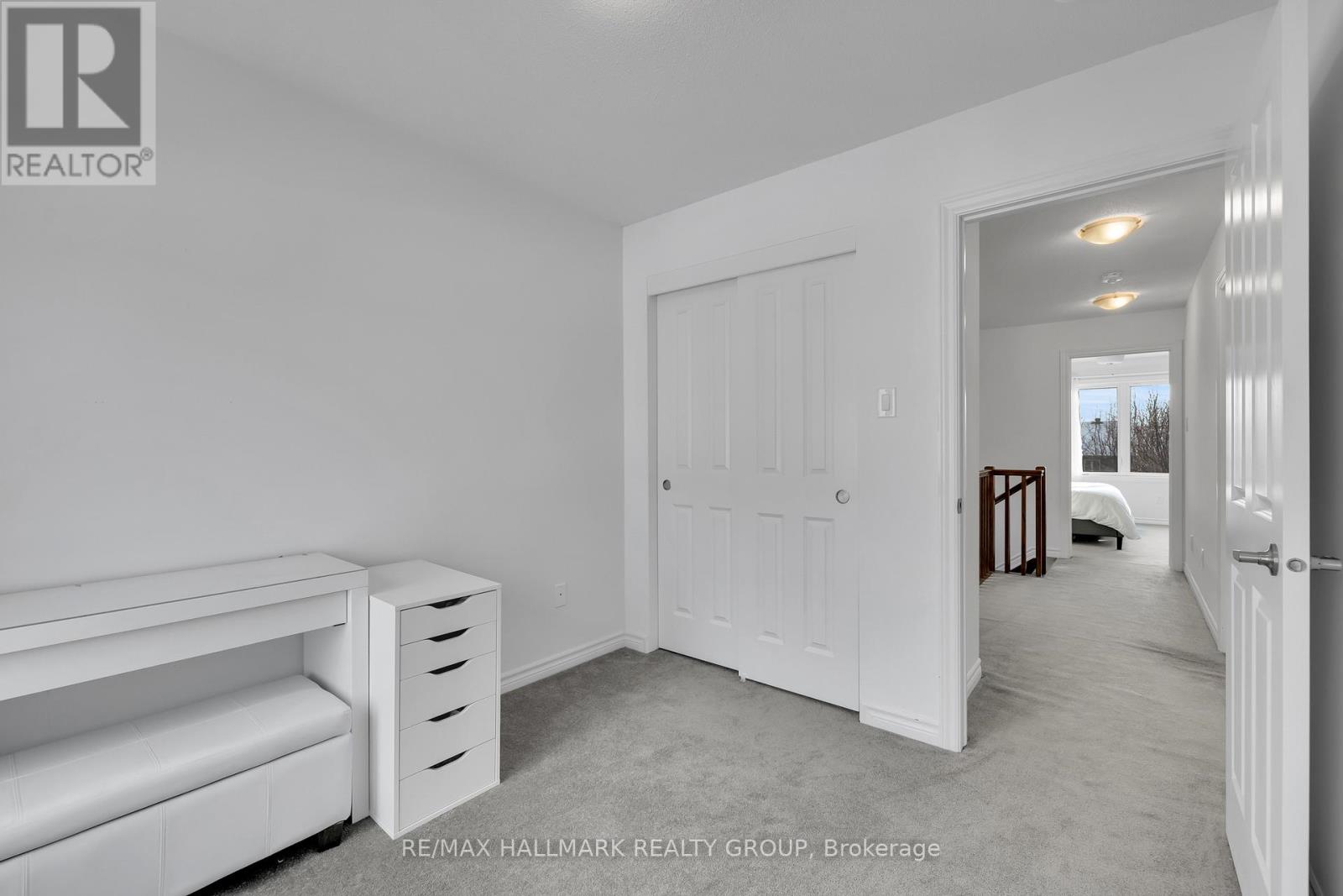 26 Barn Swallow Private