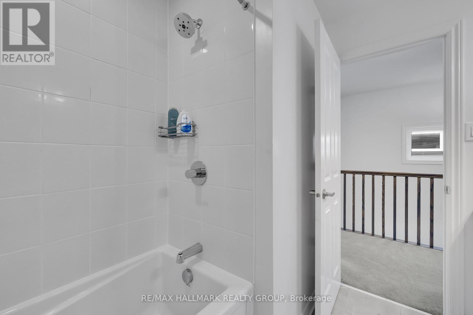 26 Barn Swallow Private